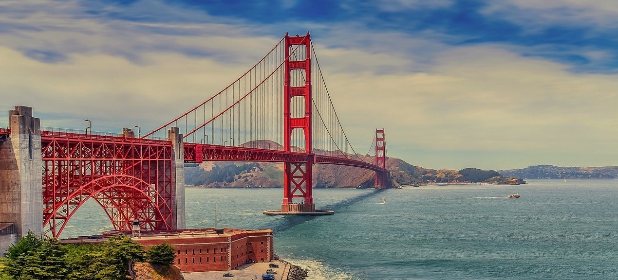 A gorgeous view of San Francisco's famous Golden Gate Bridge